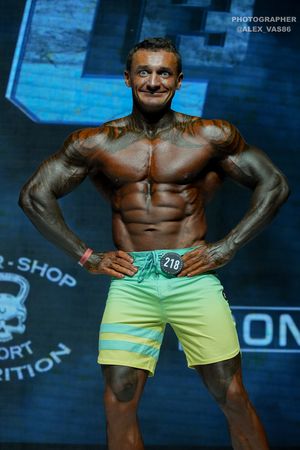 MEN'S PHYSIQUE +179